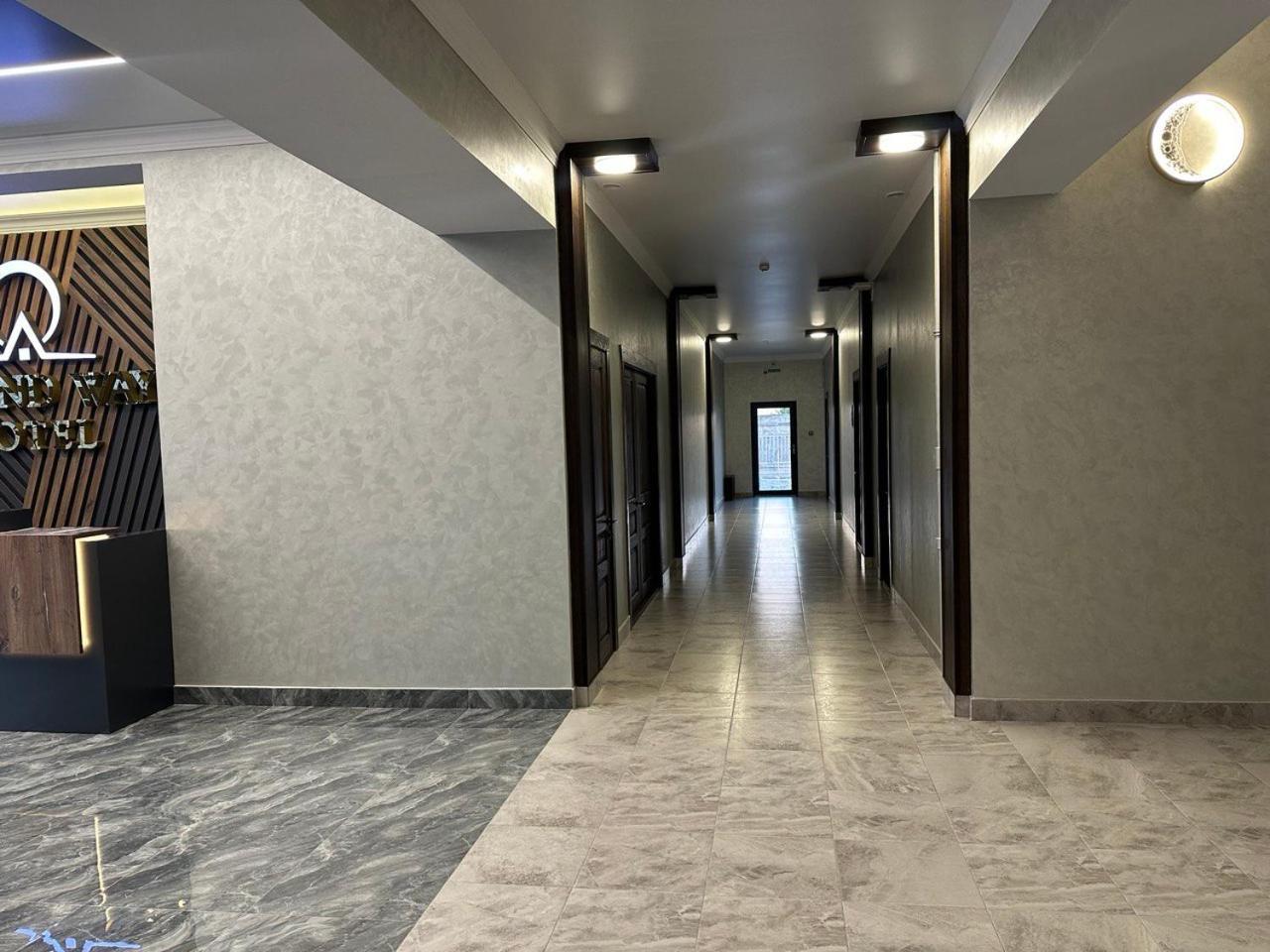 Grand Way Hotel 타라즈 외부 사진