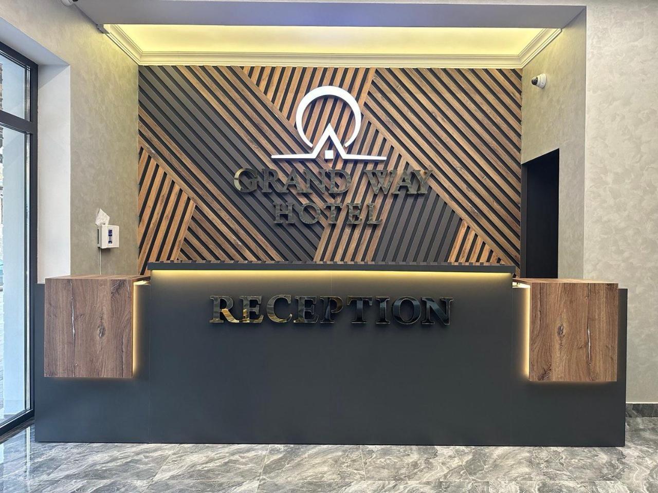 Grand Way Hotel 타라즈 외부 사진
